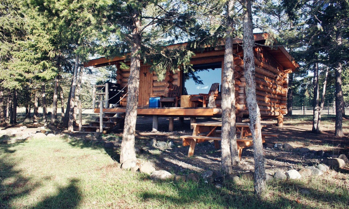 Cariboo Chilcotin Coast Cabin | Beautiful, waterfront Log Cabin on very private, ranch. Relax Off-grid!