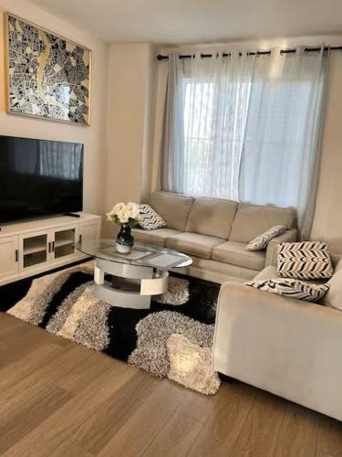 Southwest Edmonton House | Bedroom in Southwest C