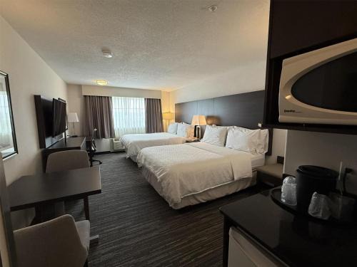 Holiday Inn Express Dawson Creek Ihg Hotel | Dawson Creek