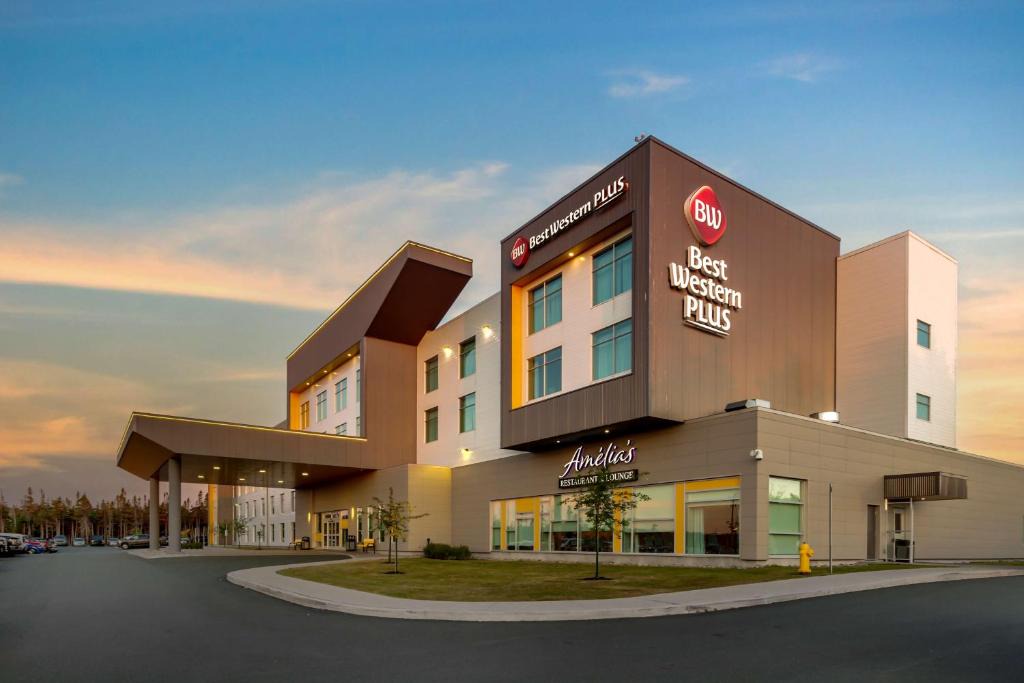 Terra Nova Hotel | Best Western Plus St. John's Airport Hotel and Suites