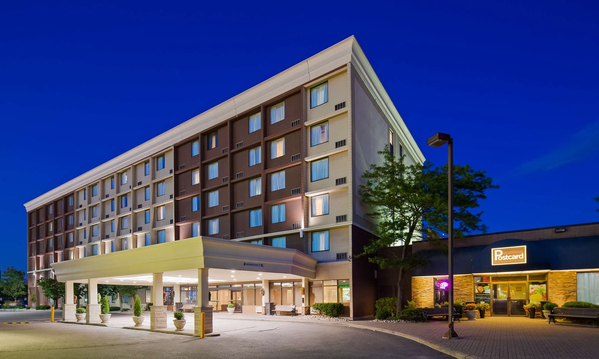 Northeast Mississauga Hotel | Best Western Plus Toronto Airport Hotel