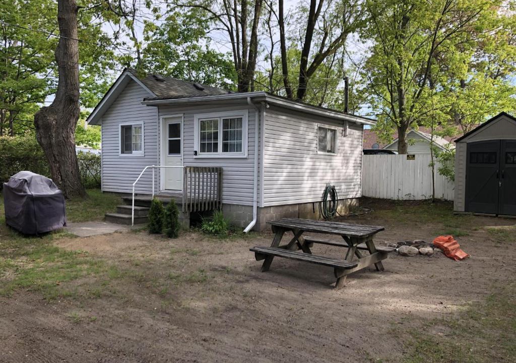 Wasaga Beach House | Biermans Cottage Company