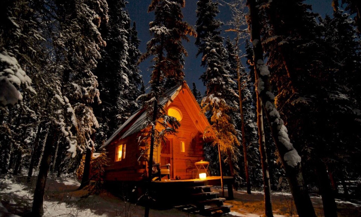 Marsh Lake Cabin | Birdhouse/Off-the-grid Cabin, Marsh Lake, YT