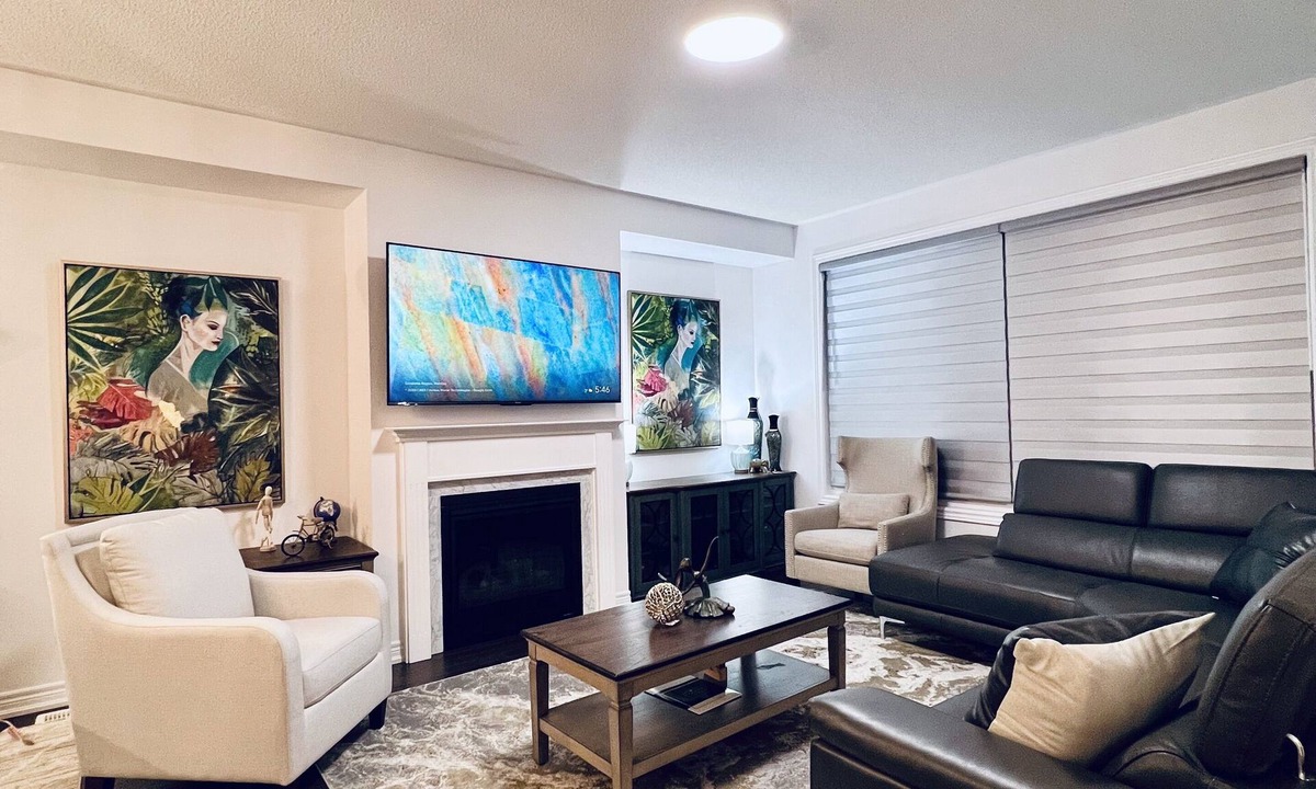 Innisfil House | Brand New! Luxury Retreat!