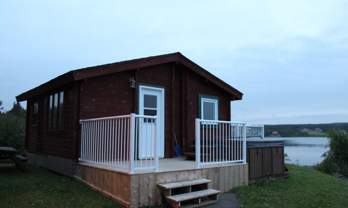St. Peters Hotel | Bras d'Or Lakes Inn