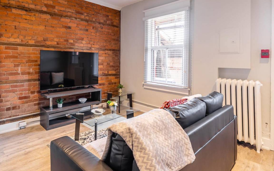 Central Hamilton Apartment | Bright & Upscale 1BR Apt with Netflix - Prime Location!