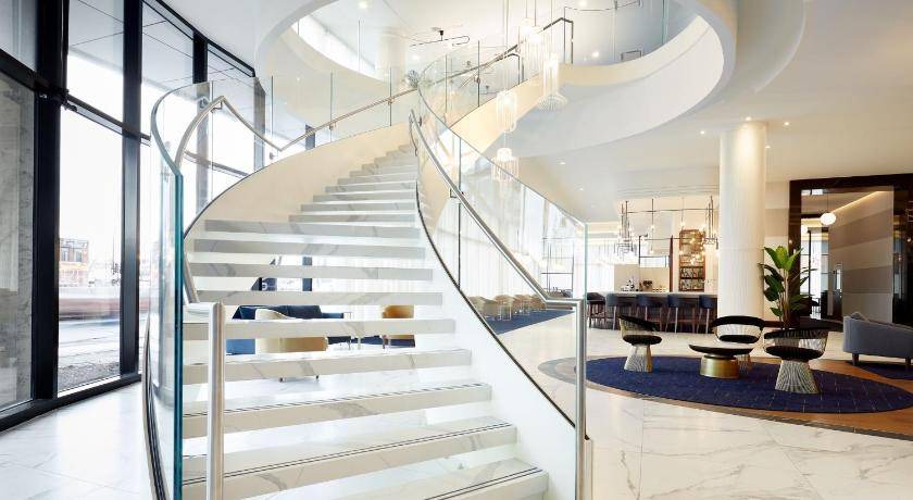 Cote-Des-Neiges—Notre-Dame-De-Grace Hotel | 30 m² Hotel ∙ 4 guests