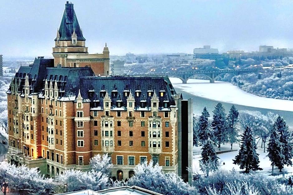 Saskatoon Downtown Hotel | Delta Hotels by Marriott Bessborough