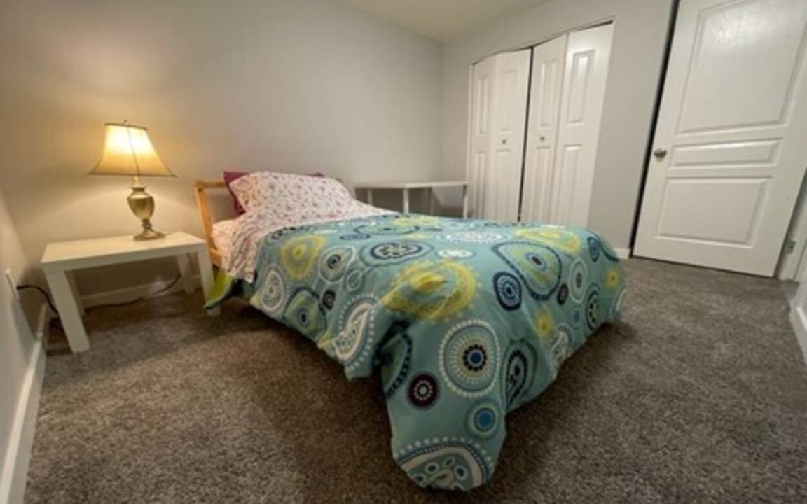 Forest Lawn Resort | Private room ∙ 1 guest