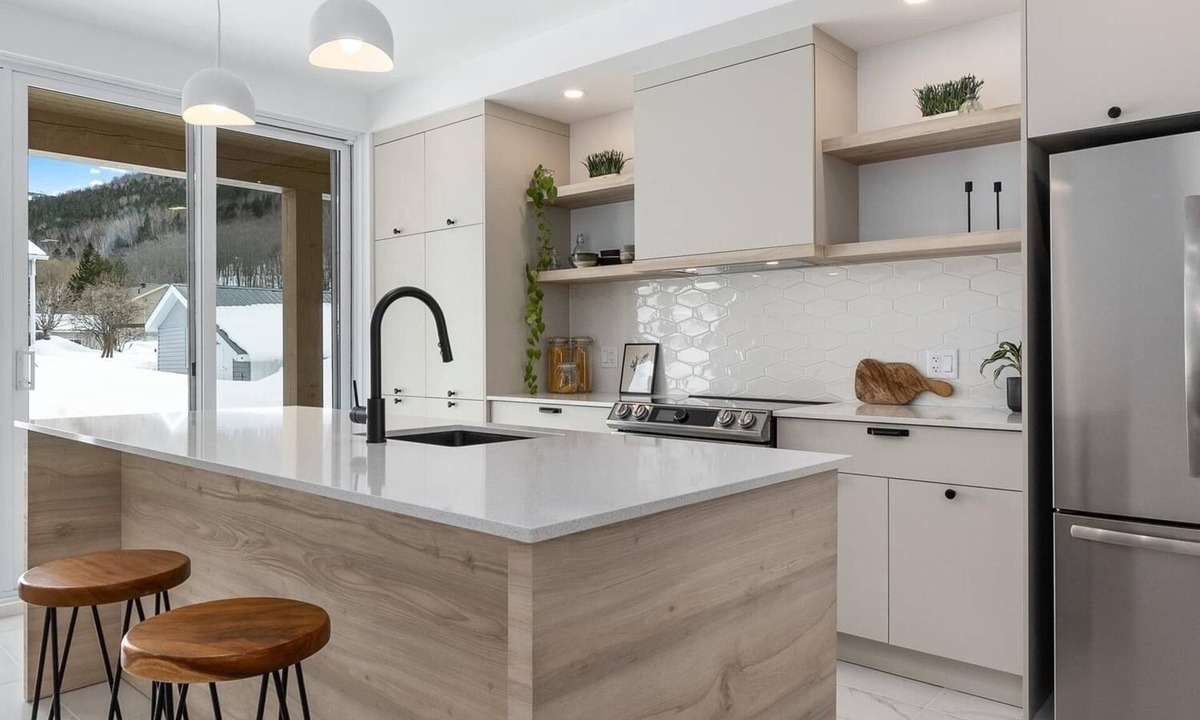 Petite-Riviere-Saint-Francois Apartment | Charlevoix Condo