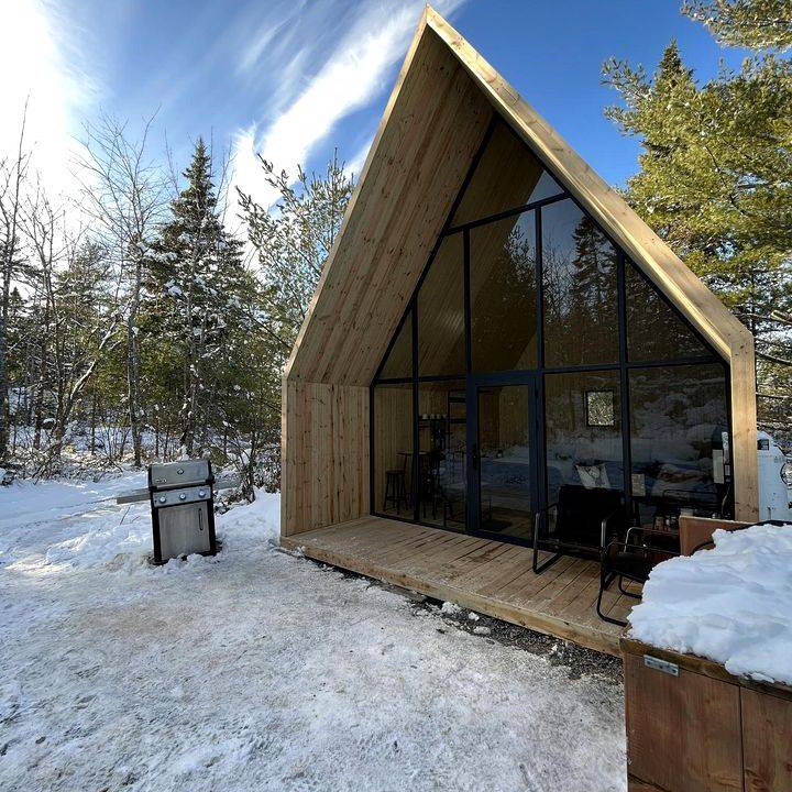 Porters Lake Cabin | Cabin ∙ 1 bedroom ∙ 4 guests