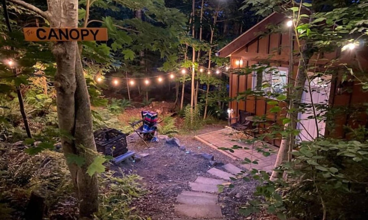Boularderie Cottage | Cabot Trail Seaside Cabin - The Canopy