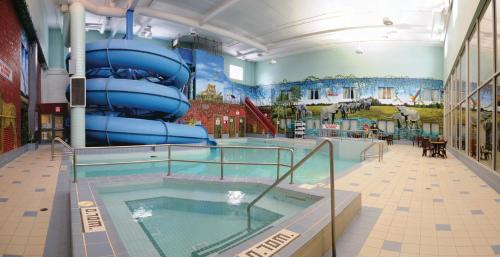 Canad Inns Destination Centre Fort | Fort Gary