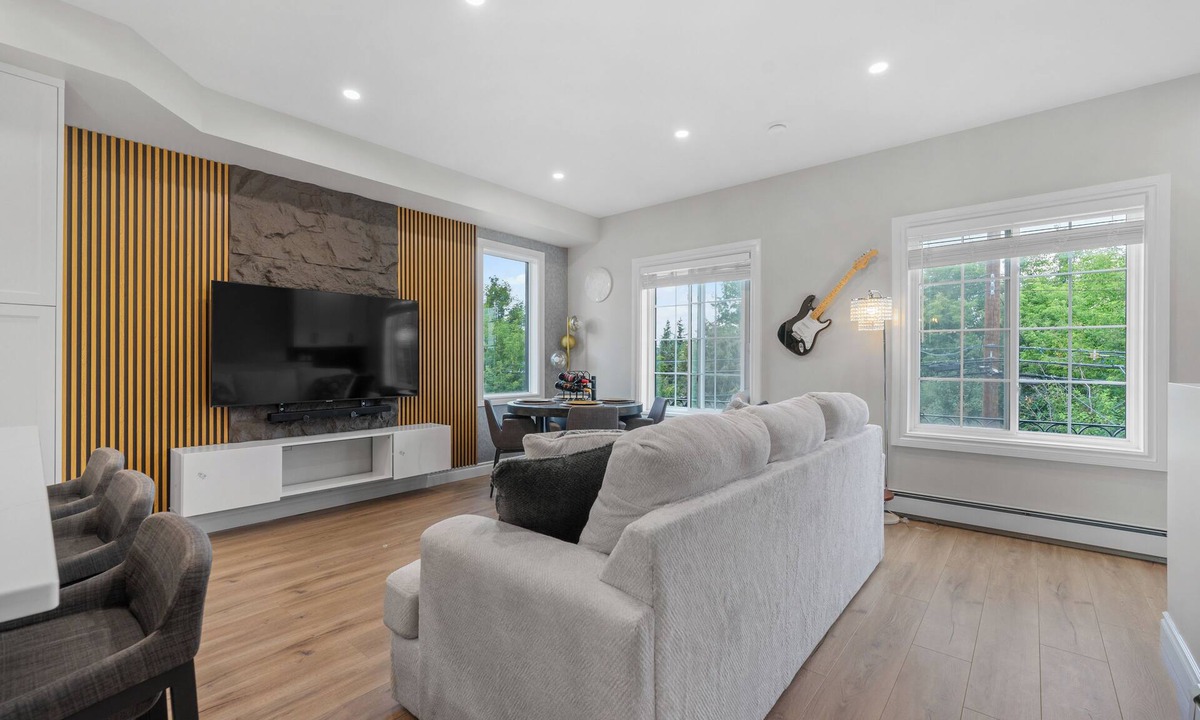 Tuxedo Park House | Casa Ladrillo ! Calgary's Most Vibrant and sought after modern Boutique home.