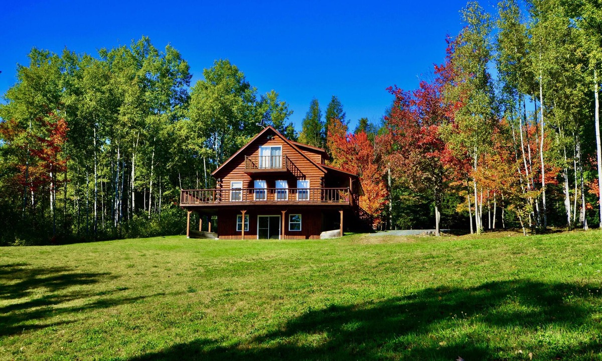 Red Bank House | Cast Away Lodge… cast your worries away on the banks of the Miramichi River