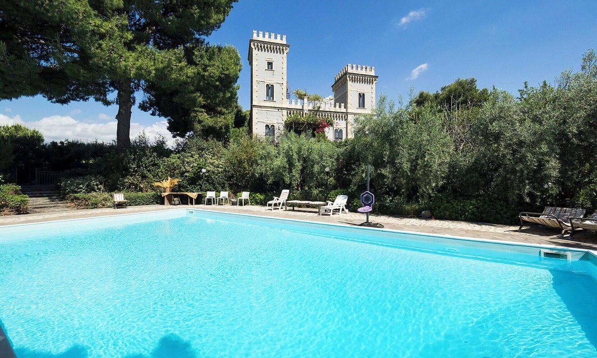 Stazzo Other | Castle near the sea with pool, park and views