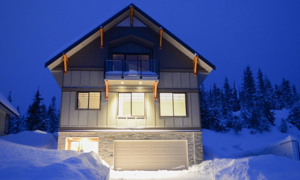Courtenay House | Cedar Ridge: 2BR w/Views Ping Pong & Lvl2 EV Chrgr