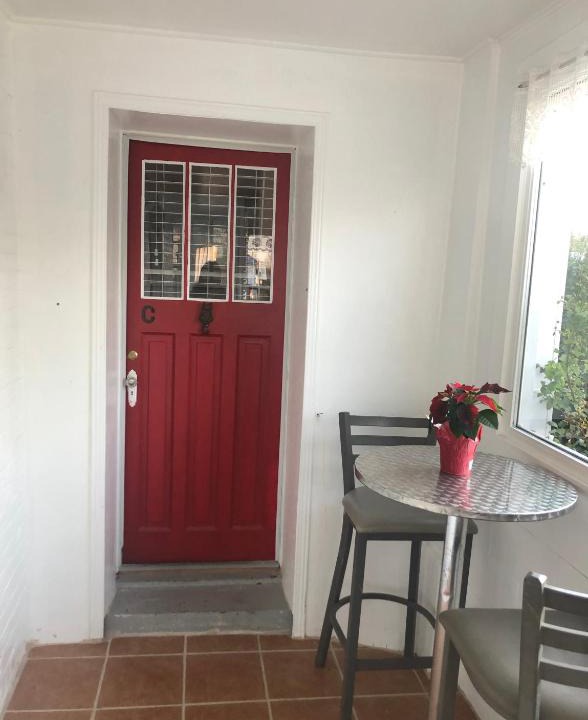 Frankford Bed & Breakfast | Century home Loft studio