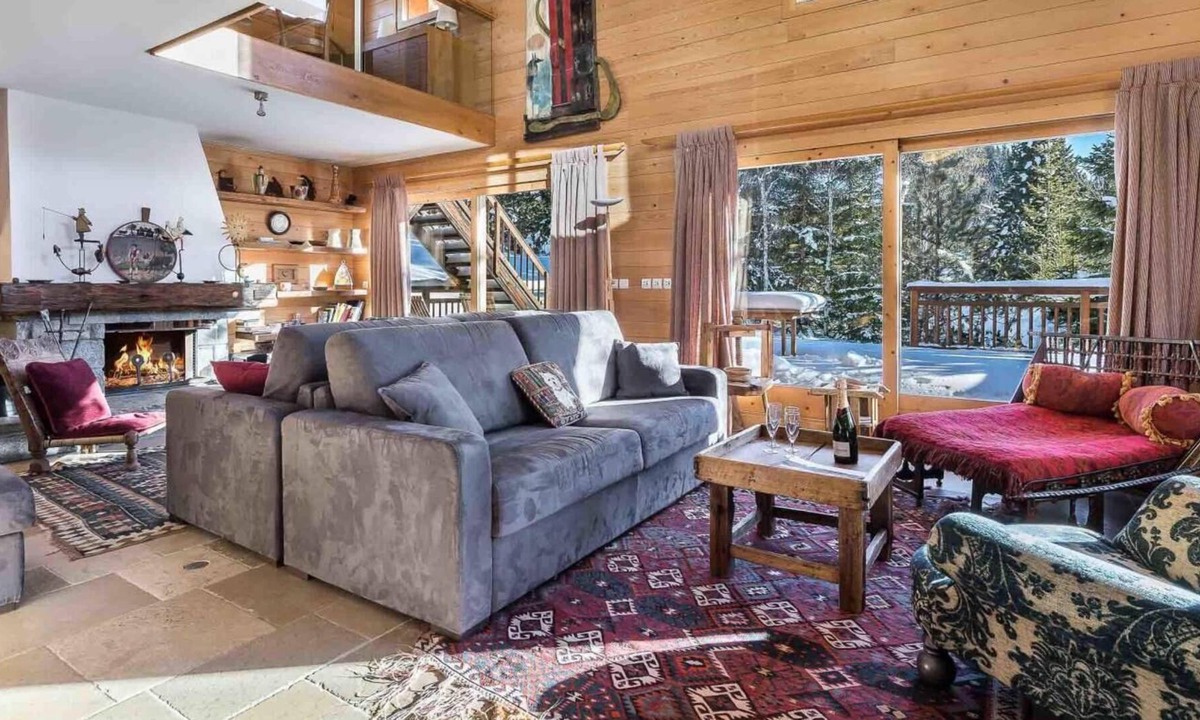 Meribel Ski Chalet | Chalet, 100m from ski slopes, sauna, terrace, balcony, fireplace or stove, parking, tv, 300m²