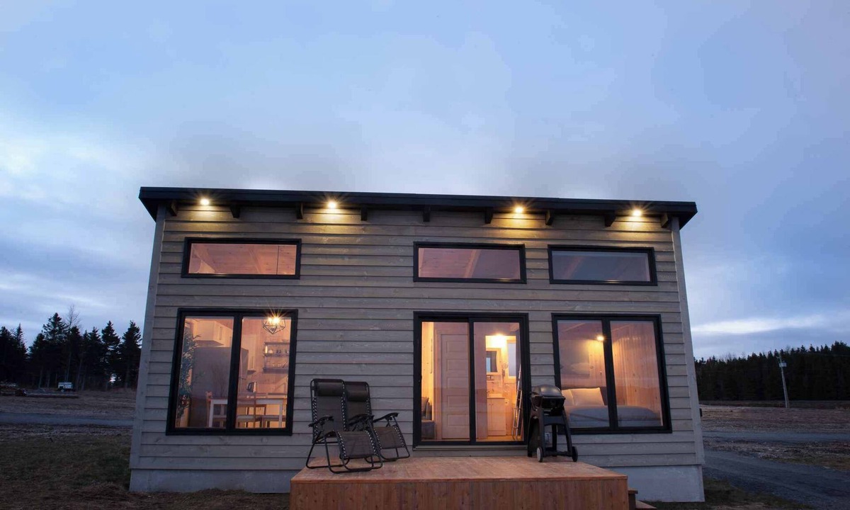 Gaspe Ski Chalet | Chalet avant vue sur la mer