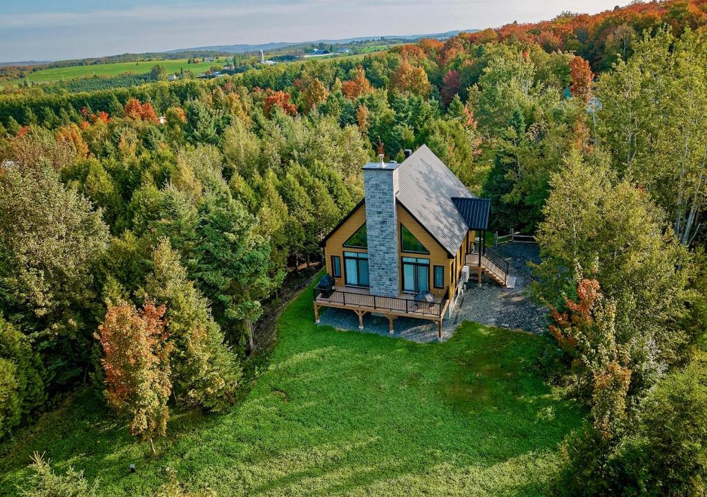 Saint-Gabriel-de-Rimouski Ski Chalet | Chalet Bellevue (Mont-Comi)