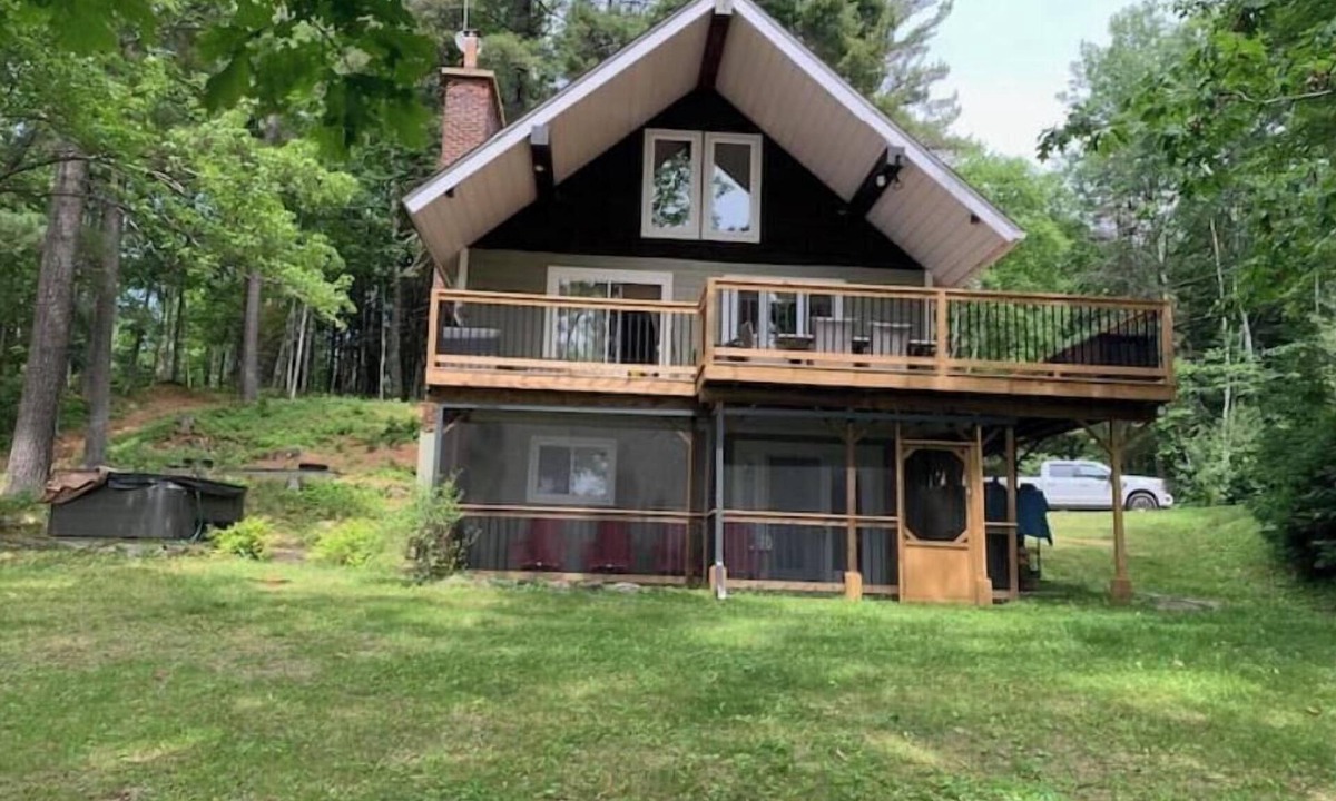 Lac-du-Cerf Ski Chalet | .Chalet de la Baie - du-Cerf