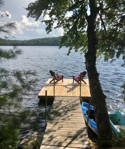 Sainte-Marguerite-du-Lac-Masson Ski Chalet | Chalet "Ici et maintenant, sur le lac"
