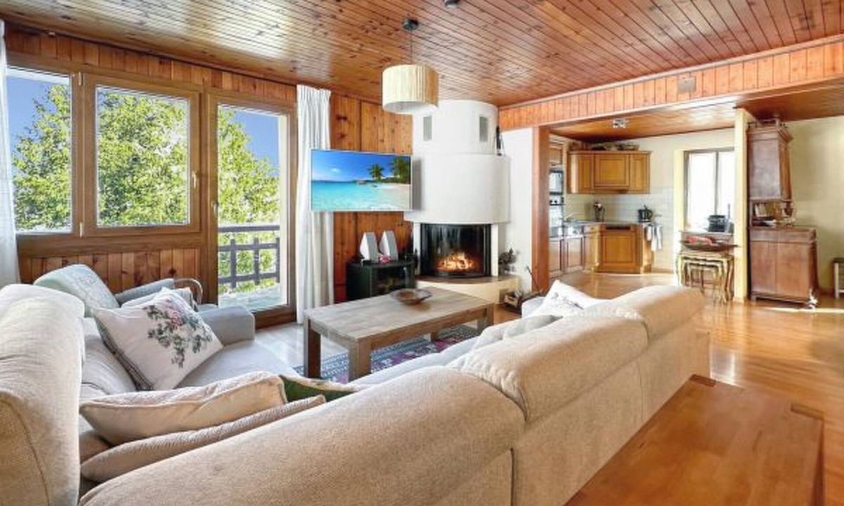 Les Marecottes House | Chalet l'Escapade - 6 to 10 pax - Swiss Alps by Interhome