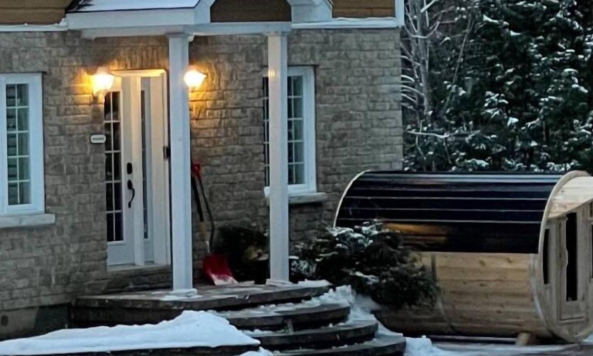 Greater Madawaska House | Chalet | Trailhead Lake House