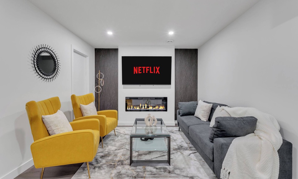 Sage Hill House | Charming 2BR Escape W/Fireplace
