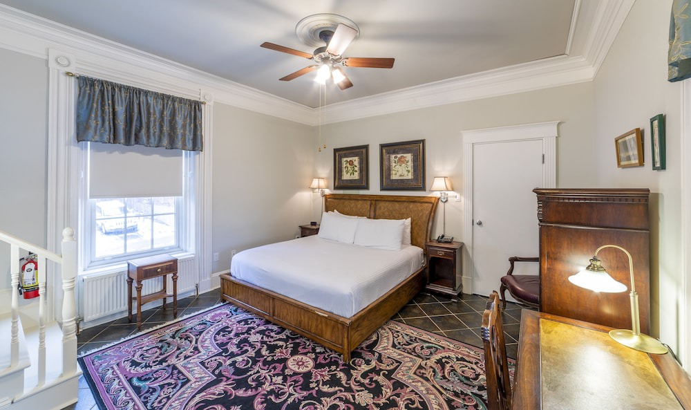 Saint John Apartment | Chipman Hill Suites on Union