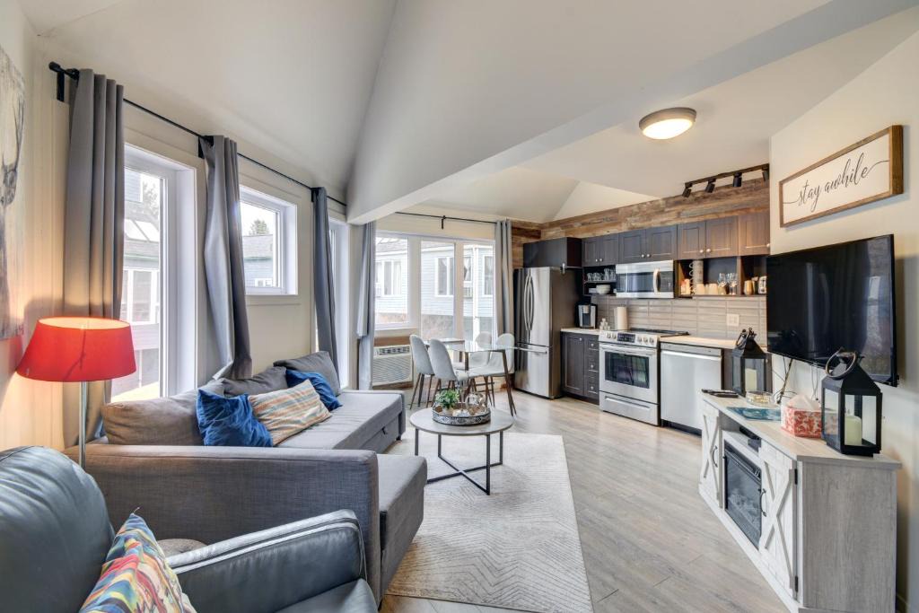 Mont-Tremblant Pedestrian Village House | Chouette Tremblant Ski Inout Pedestrian Village