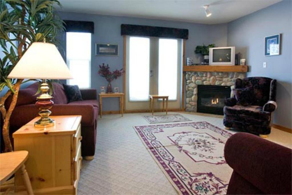 Silver Star Mountain Apartment | Cinnamon's Den