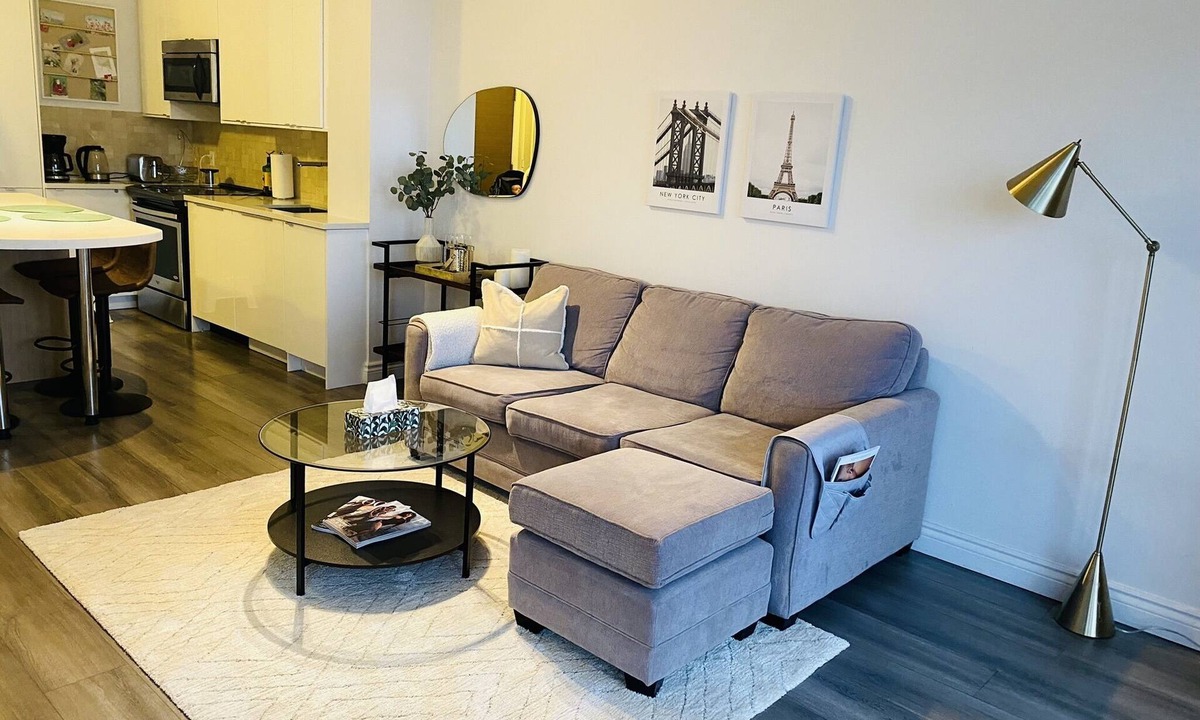 Willowdale Condo | Condo Apartment in North York, Yonge & Sheppard subway station
