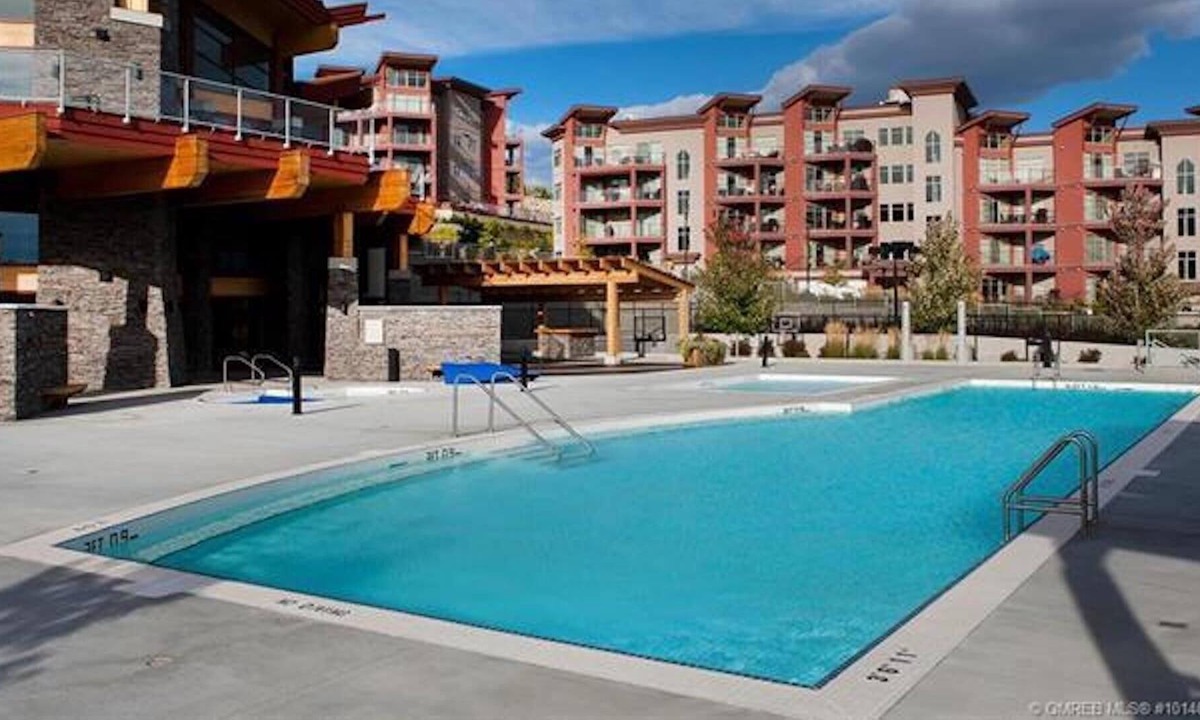 Central Okanagan Condo | Copper Sky: Vacation Time! Pools, and Fun in the Sun!
