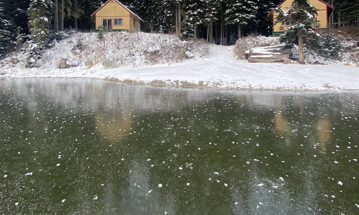 Merritt Cabin | Coquihalla Lakes Lodge is a year round outdoors resort with fun for all ages
