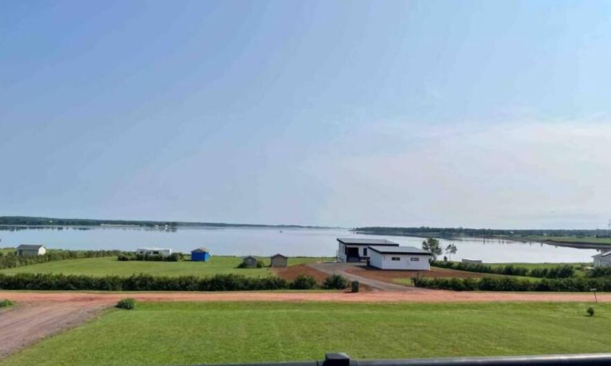 New Dominion Condo | Country home with spectacular views