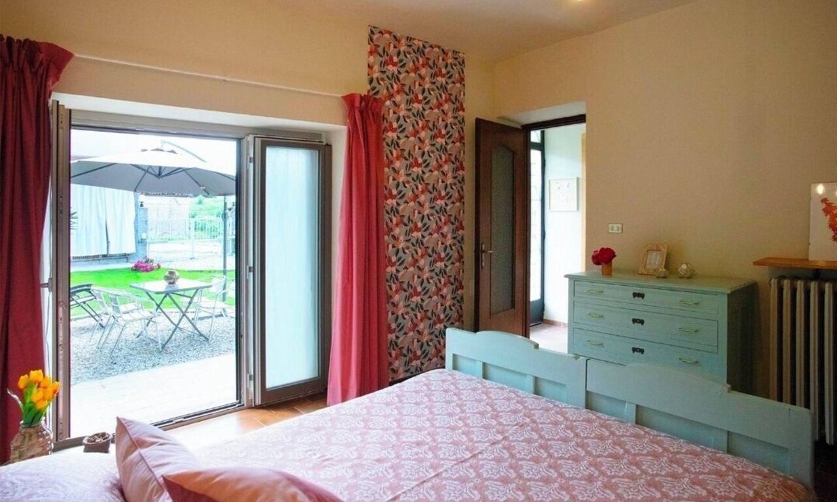 Monteu Roero House | Country House Amid the Roero Vineyards with a Garden