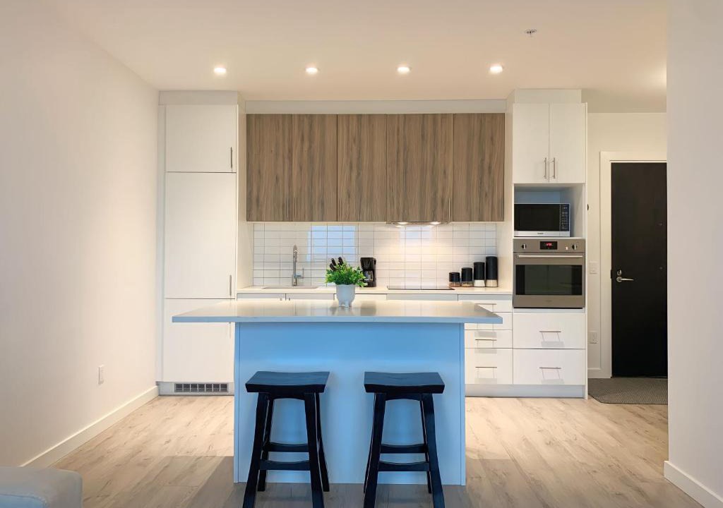 Waterloo Apartment | Cozy 1BR Condo w/Insuite LDRY, Gym & Free Parking