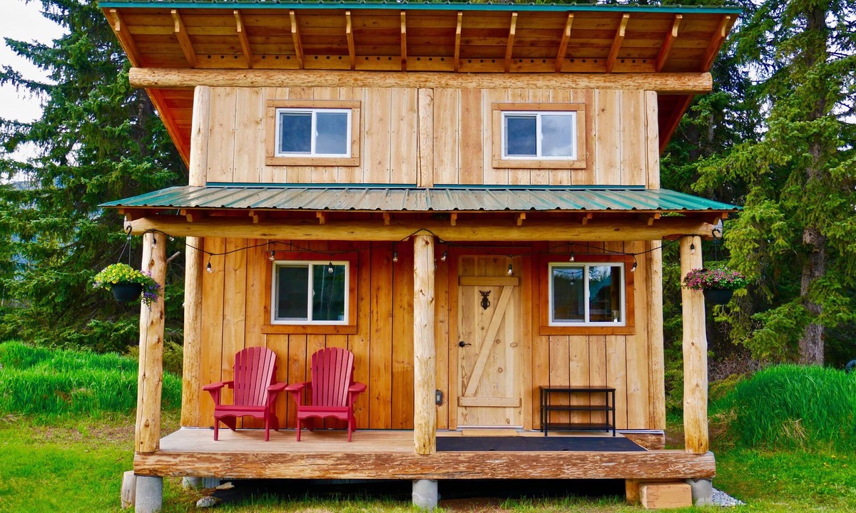 Blaeberry Cabin | Cozy Cabin with Magnificient Views and Woodstove