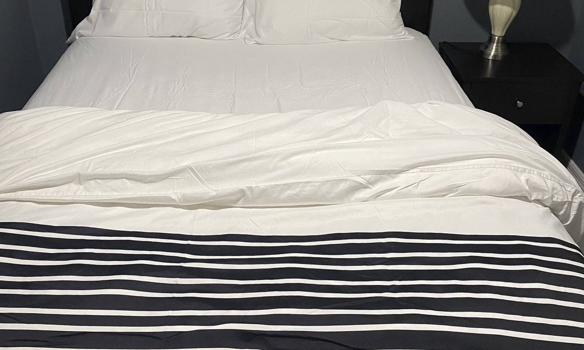 Regina House | Cozy Get-Away Suite