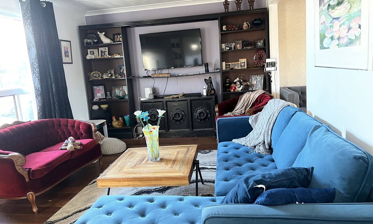 Rexdale House | Cozy house minutes away from the airport & Woodbine racetrack