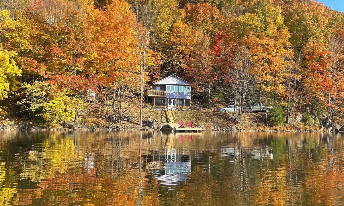 Utterson Cottage | Cozy Lakefront Muskoka Cottage