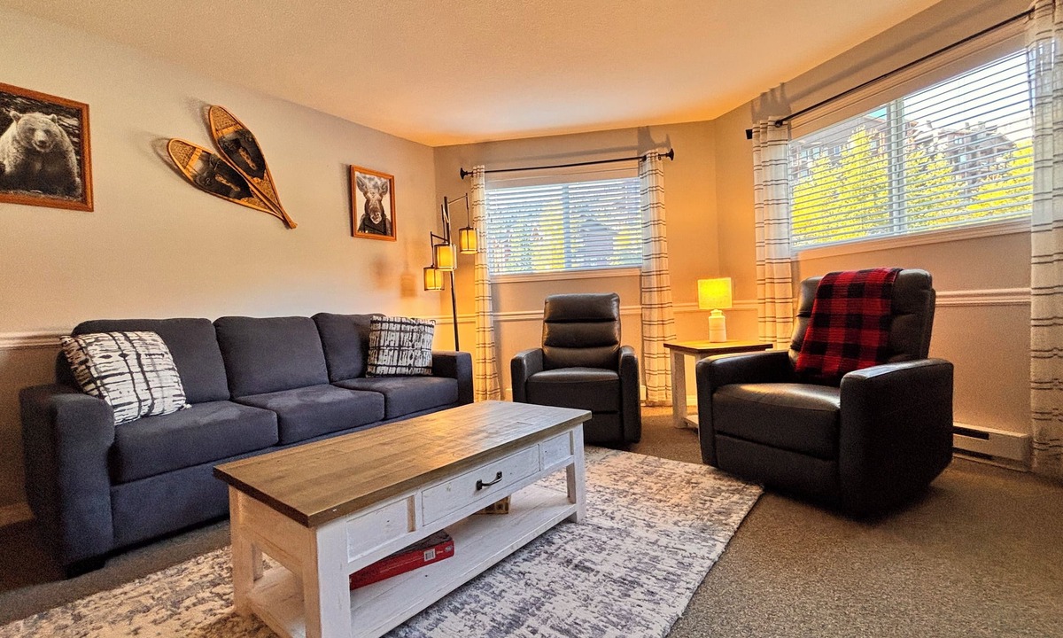Big White Ski Resort Condo | Cozy, Luxury Ski-In/Ski-Out Main Floor Condo in walking distance to Village