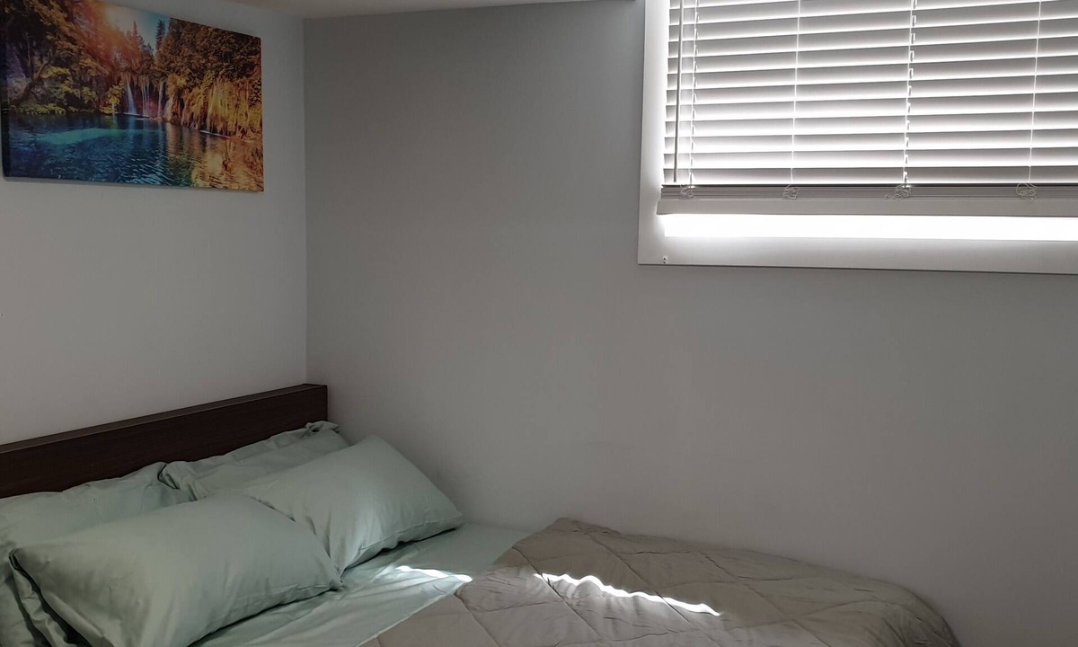 Northeast Edmonton House | Cozy MountZion 2BR Suite - Londonderry Mall & Henday