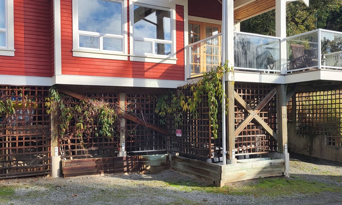 Pender Island Cottage | Cozy Pender Island Cottage