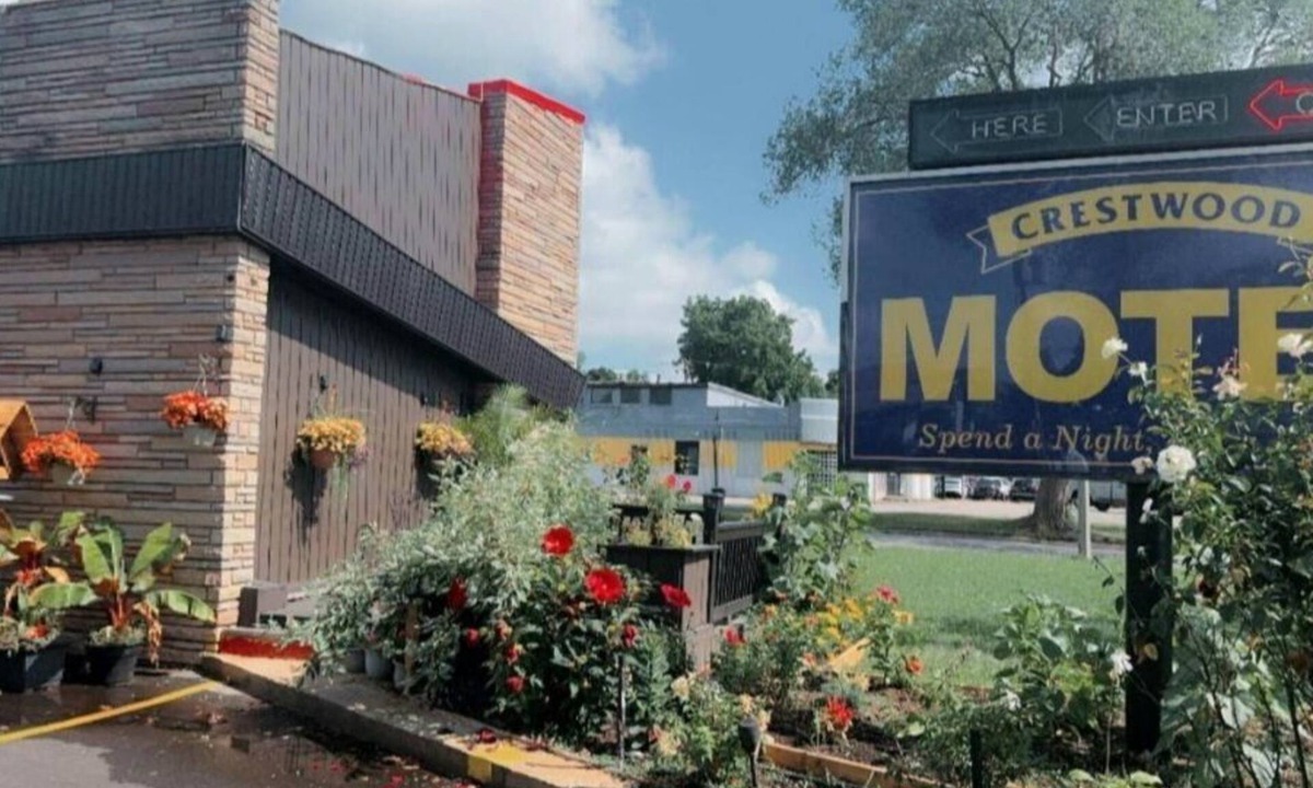 Aldershot Hotel | crestwoodmotel
