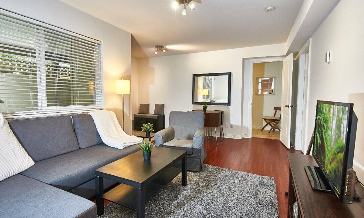 Guildford Apartment | Cute, Cozy Place to Call your Home Away From Home