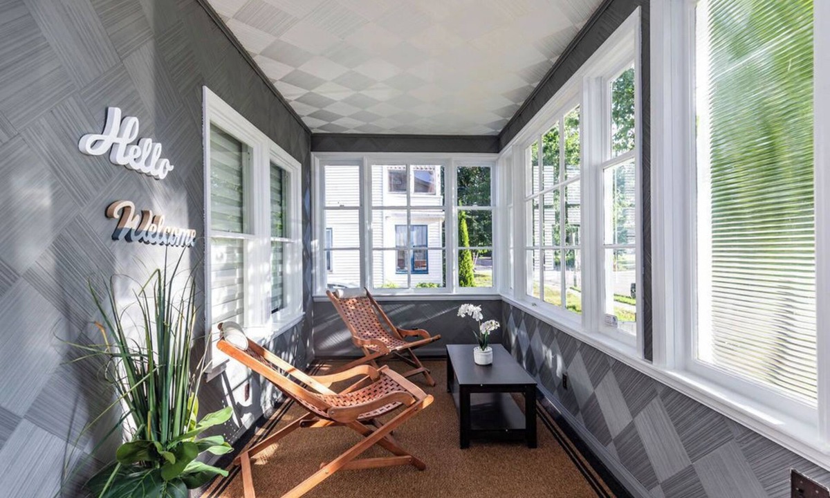 Moncton House | Cute Renovated Modern Downtown Moncton Home