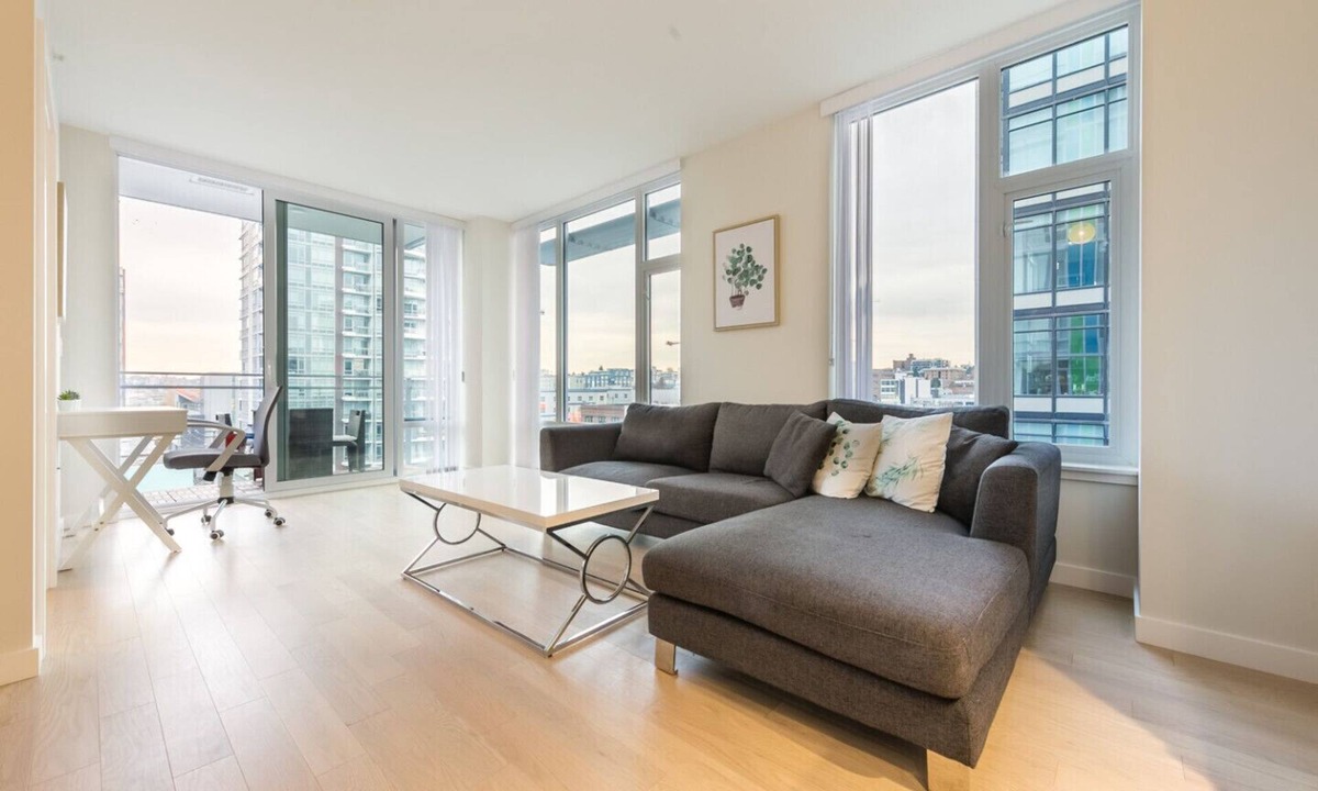 Southeast False Creek Condo | D5 - 2 bedroom in Olympic Village